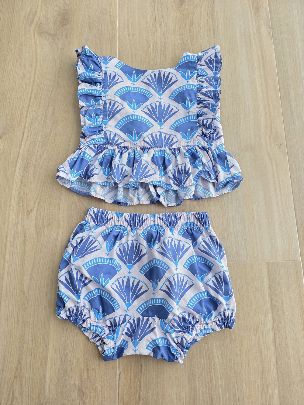 Tea Collection 2-Piece Ruffle Set | 12-18M | EUC